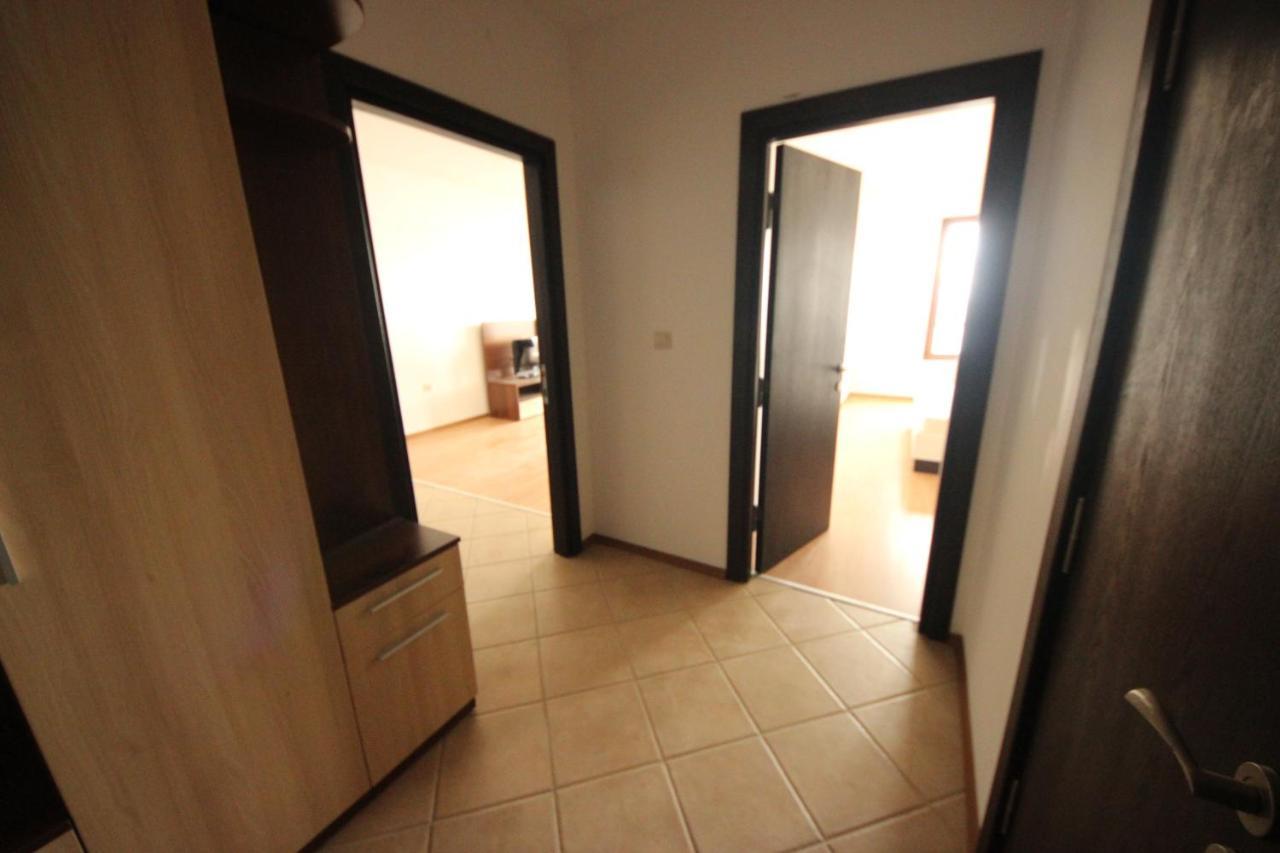 Menada Rocamar Apartments Tsarevo Exterior foto