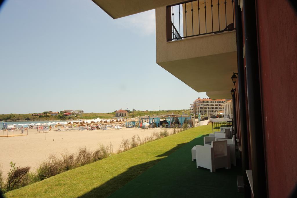 Menada Rocamar Apartments Tsarevo Exterior foto