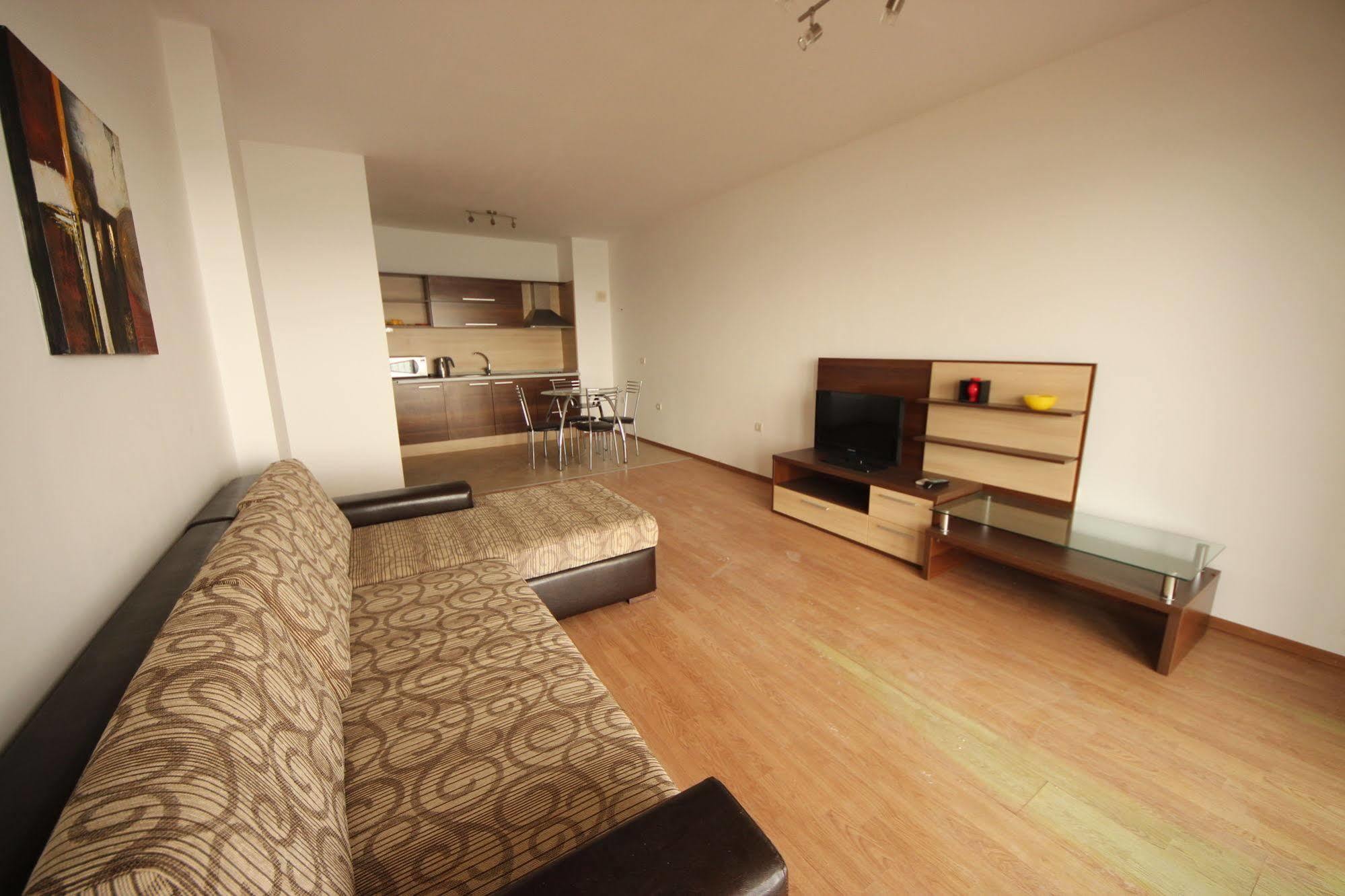 Menada Rocamar Apartments Tsarevo Exterior foto