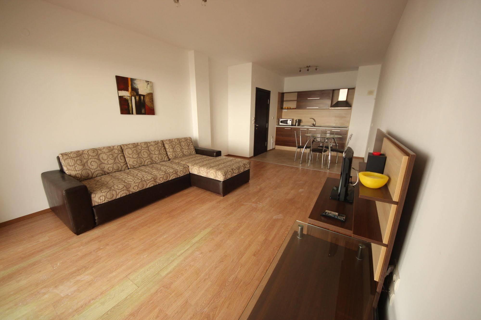 Menada Rocamar Apartments Tsarevo Exterior foto