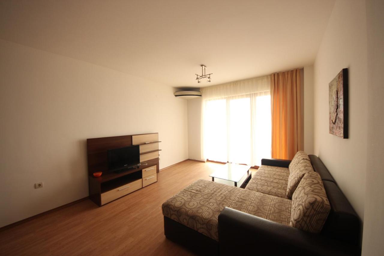 Menada Rocamar Apartments Tsarevo Exterior foto